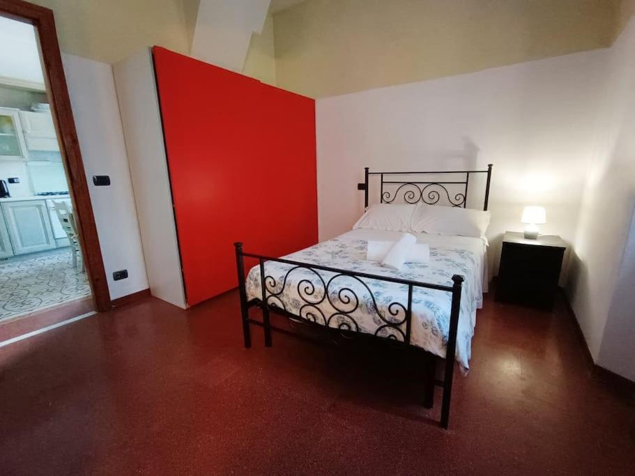 Just Outside The Wall: Free A/C, Bikes And Wifi Lucca Esterno foto